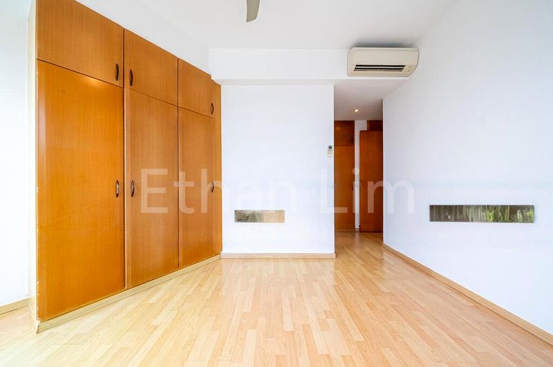 4 Bed Condo for Sale in  Guilin View - Image 12
